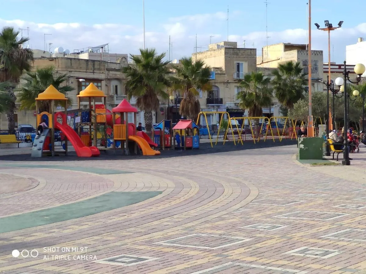 Arzella Holiday Home Birżebbuġa