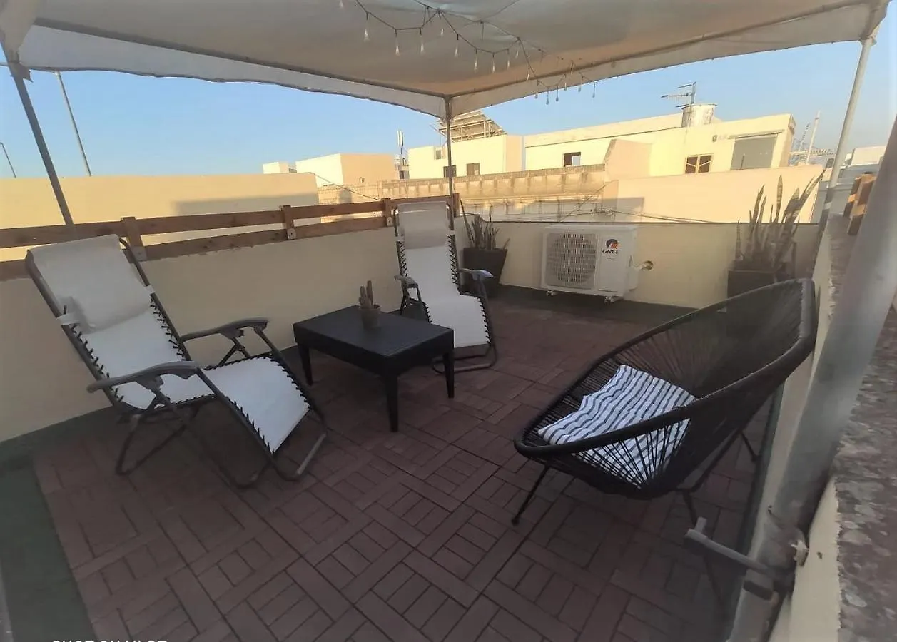 Arzella Holiday Home Birżebbuġa