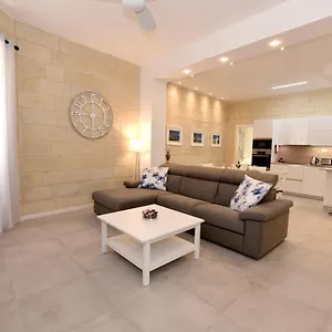 Luxury Maisonette Il-Birgu