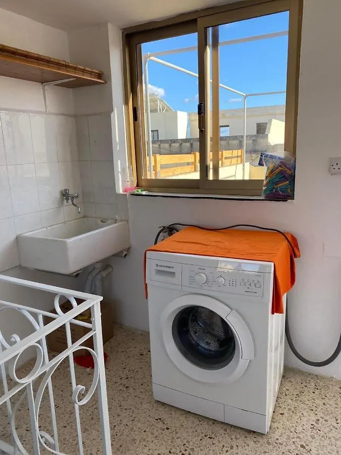Arzella Holiday Home Birzebbuga